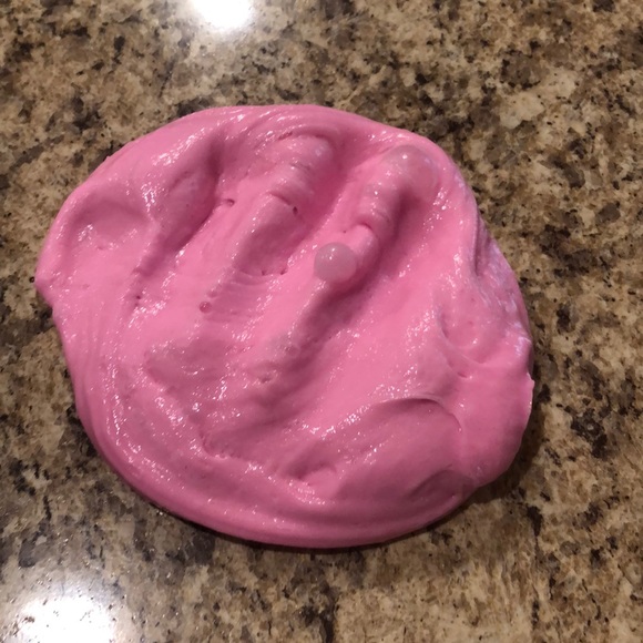 Pink slime - Picture 3 of 5